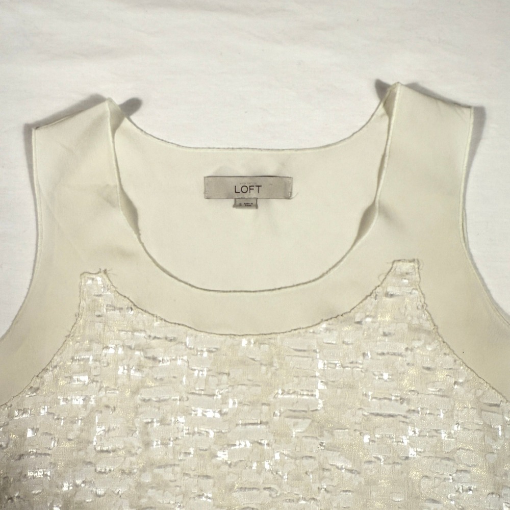 Ann Taylor LOFT Cream Ivory Sleeveless Shell Blouse Textured Metallic Small Glam